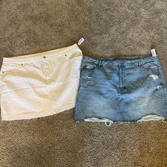 Old Navy Dresses & Skirts - NWT Set Lot Of 2 Old Navy Denim Skirt Sz 26 High Rise Mini Secret Smooth Pockets